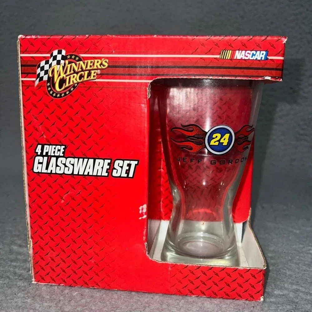 NIB Winner's Circle NASCAR #24 Jeff Gordon Pilsner‎ Beer 4-Piece Glassware Set